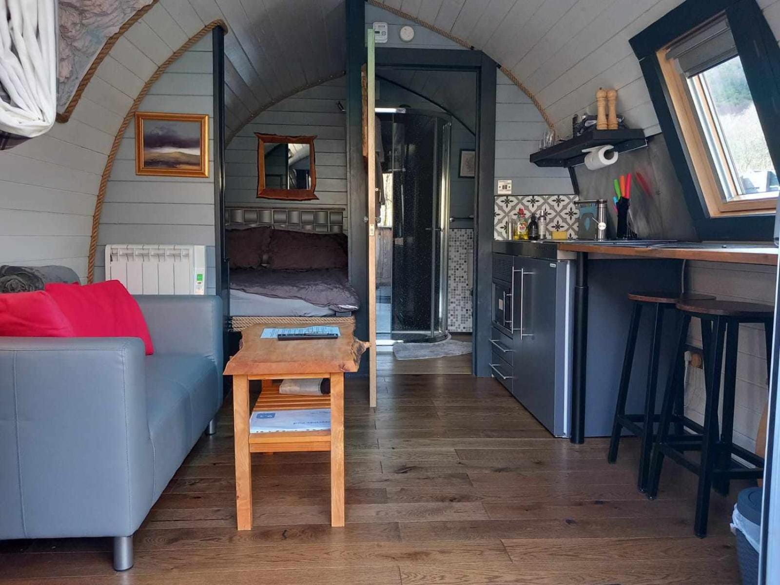 קינלוכלבן Riverside Pod, West Highland Way Holidays מראה חיצוני תמונה