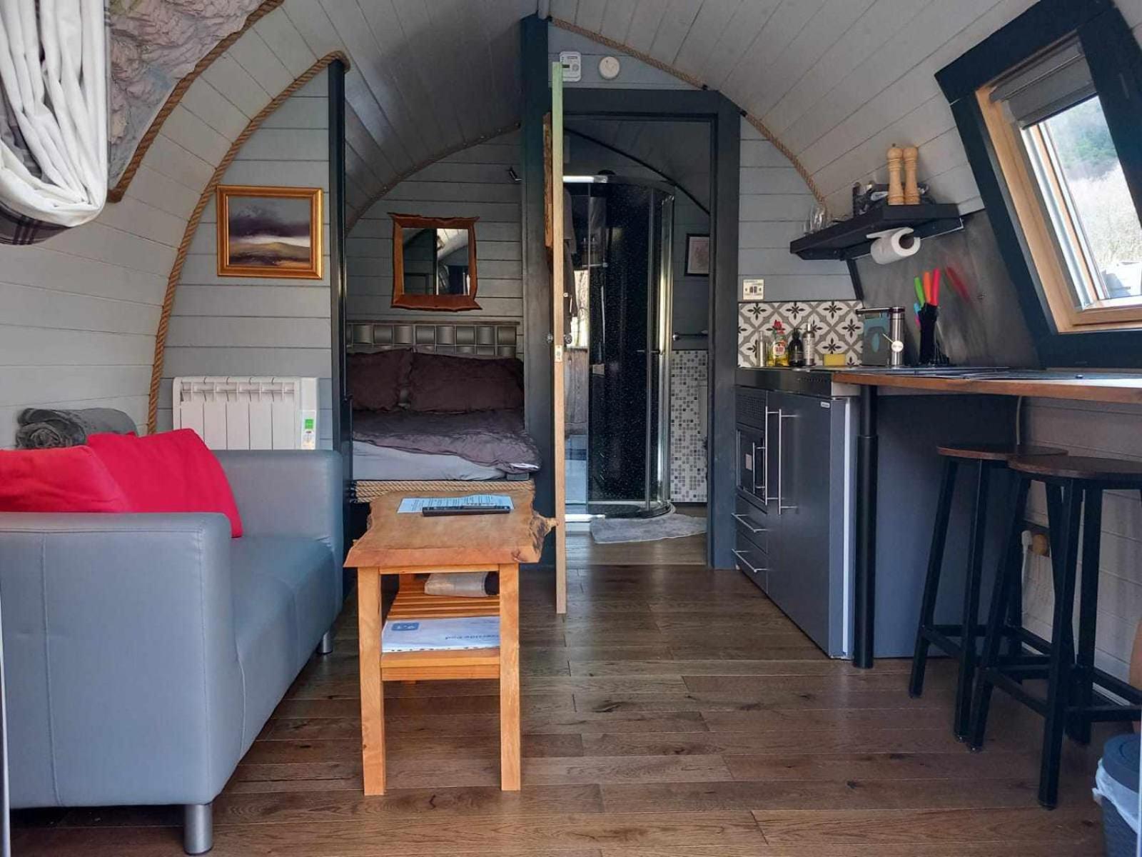 קינלוכלבן Riverside Pod, West Highland Way Holidays מראה חיצוני תמונה