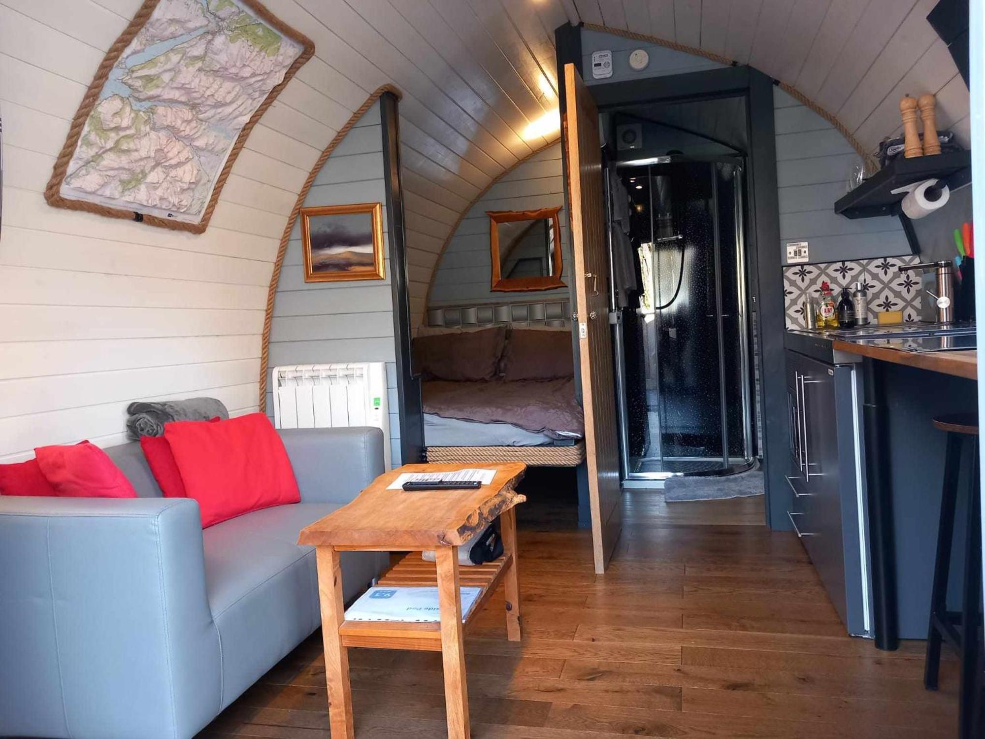 קינלוכלבן Riverside Pod, West Highland Way Holidays מראה חיצוני תמונה