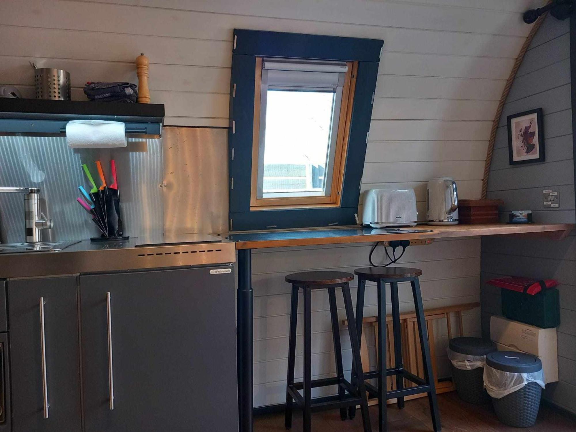 קינלוכלבן Riverside Pod, West Highland Way Holidays מראה חיצוני תמונה