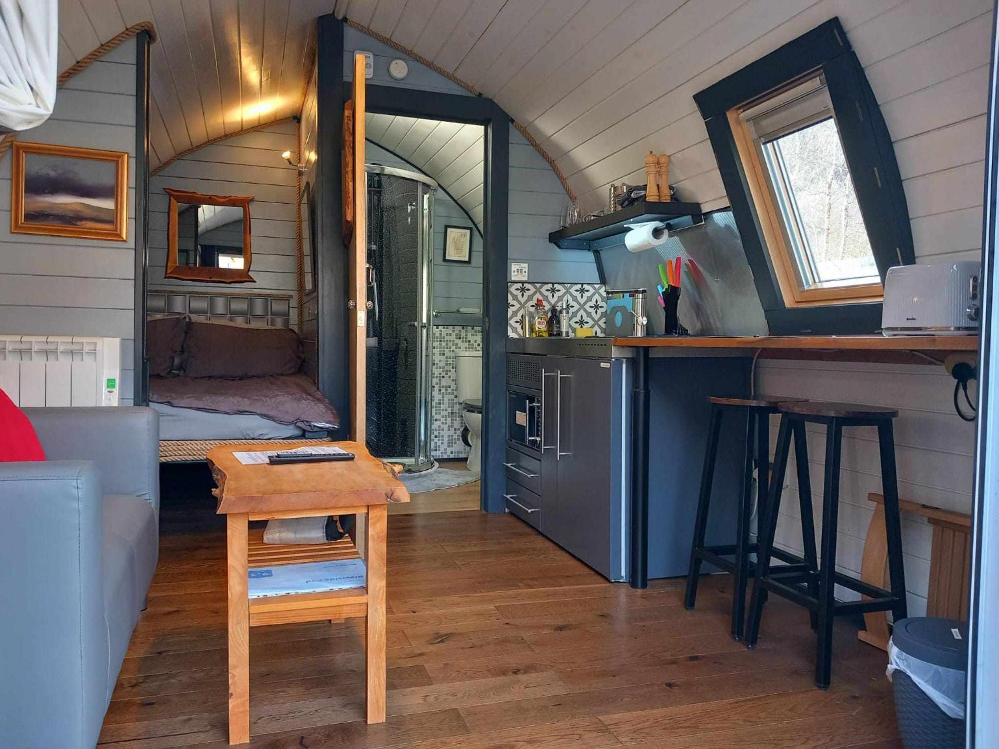 קינלוכלבן Riverside Pod, West Highland Way Holidays מראה חיצוני תמונה