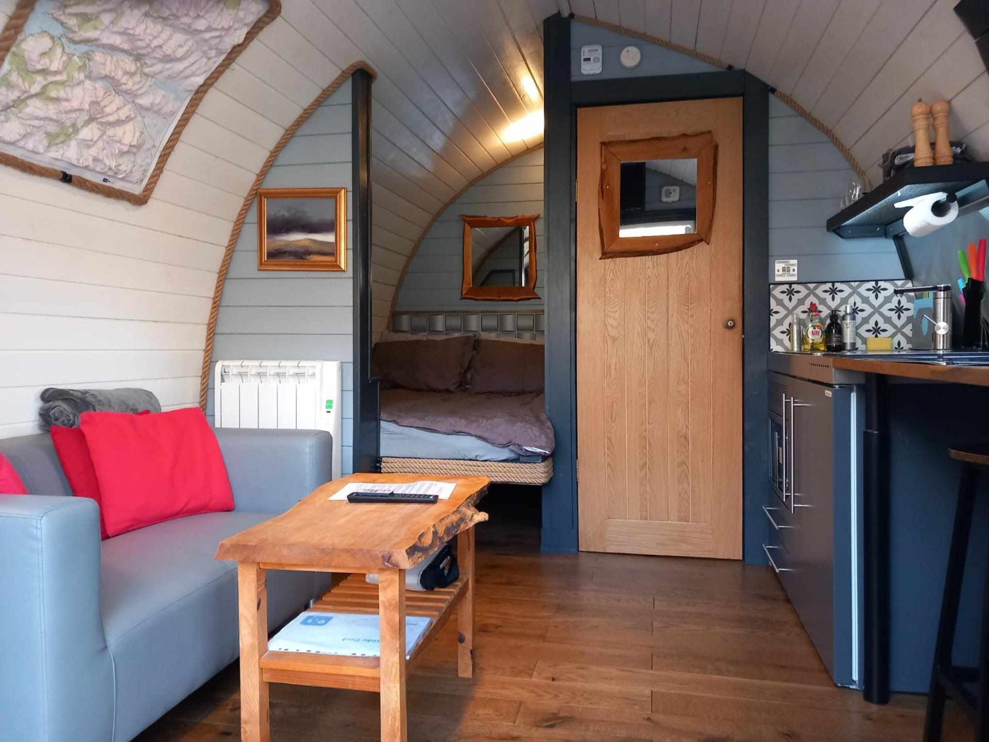 קינלוכלבן Riverside Pod, West Highland Way Holidays מראה חיצוני תמונה